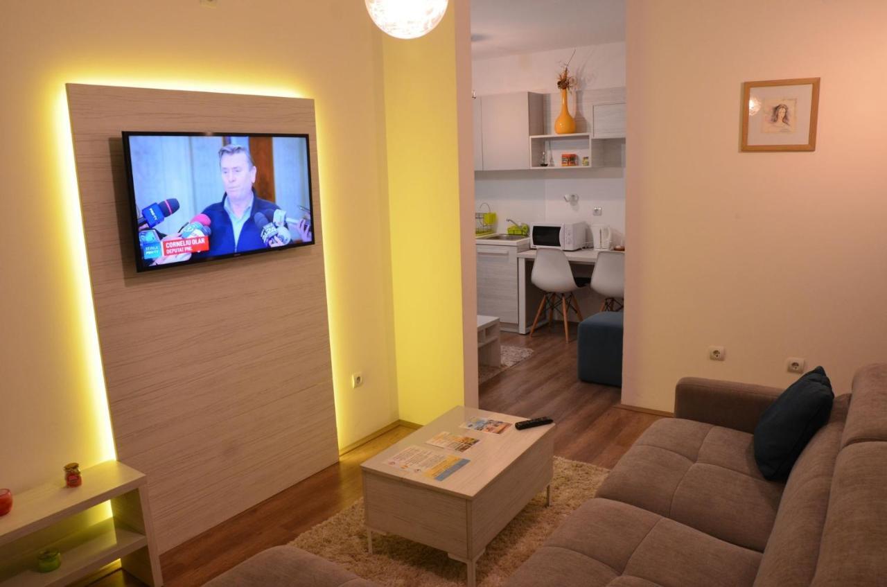 Lux Apartmani Кладово Екстер'єр фото